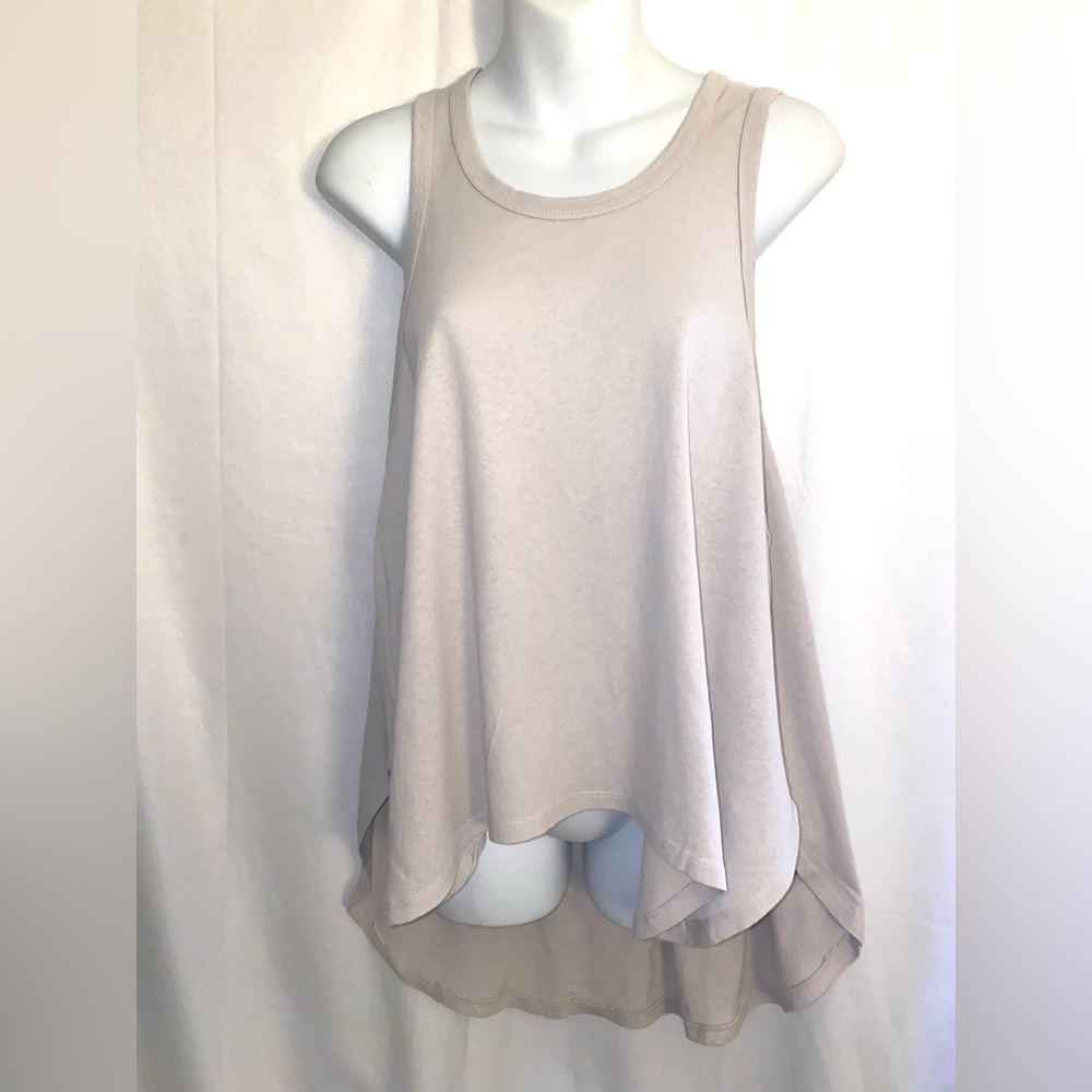 Frank & Eileen Tee Lab Top
